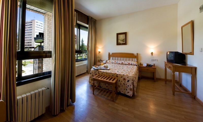 Hotel Castilla Albacete Phòng bức ảnh